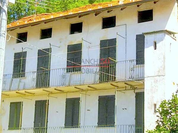 House of Character for sale in Verbania