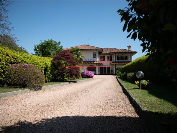 Villa for sale in Gravellona Toce