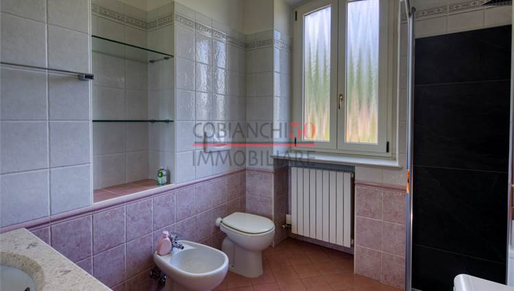 Bagno 2 attrezzato, finestrato