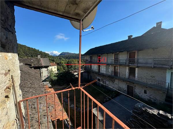 Palazzo / Palazzin for sale in San Bernardino Verbano