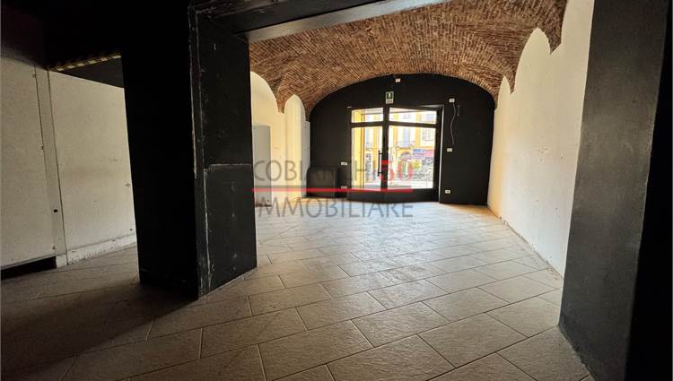 interni sala frontale