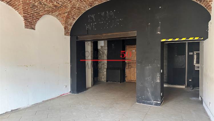 interni sala frontale