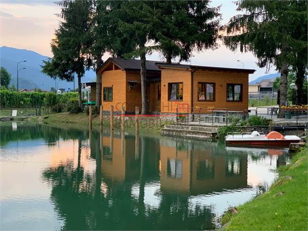 Commercial Premises / Showrooms for sale in Gravellona Toce