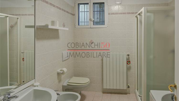 bagno piano inferiore 