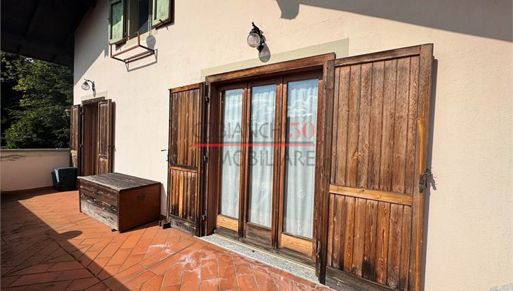 terrazza frontale piano primo