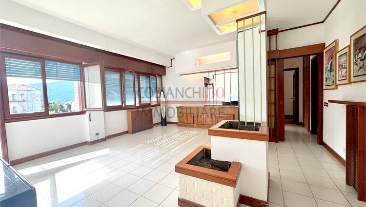 Soggiorno con balcone 