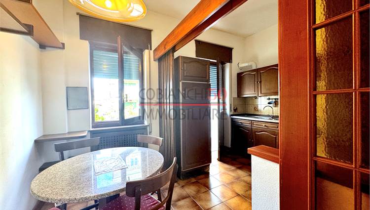 cucina abitabile con secondo balcone 