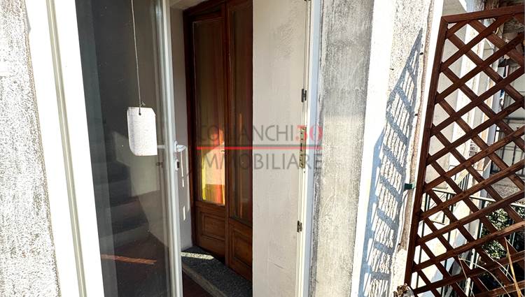 P.1 balconcino frontale