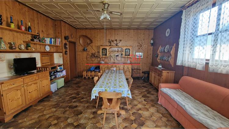 piano terra taverna con camino 