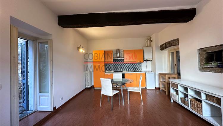  zona giorno con giardino