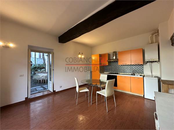 ZOVERALLO, AMPIO MONOLOCALE CON GIARDINO