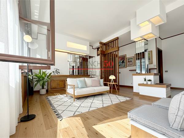 PALLANZA, THREE-ROOM APARTMENT WITH BALCONIES AND GARAGE 