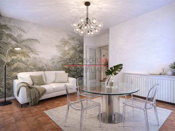INTRA, BRIGHT THREE-ROOM APARTMENT WITH TERRACE, CELLAR AND GARAGE