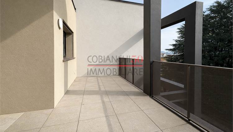 TERRAZZA USCITA DAL LIVING 