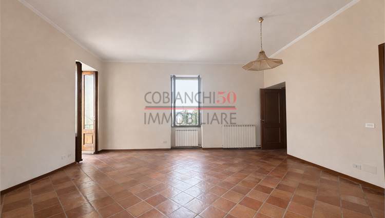 OGGIORNO CON SALA PRANZO E BALCONE