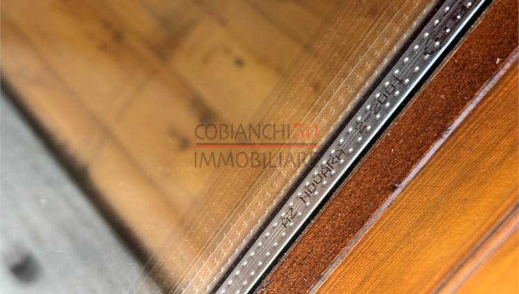 infissi doppio vetro legno 