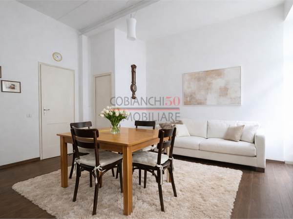 PREMENO, TRILOCALE CON DOPPIO GARAGE E CANTINE