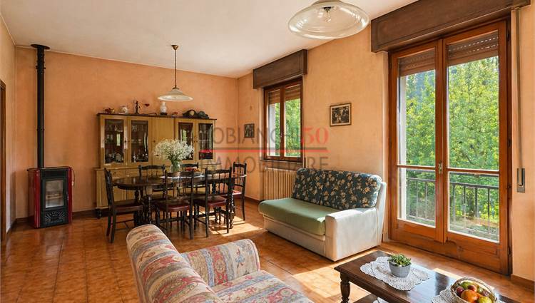Soggiorno con sala pranzo 