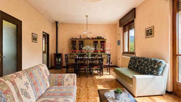 Soggiorno con sala pranzo 