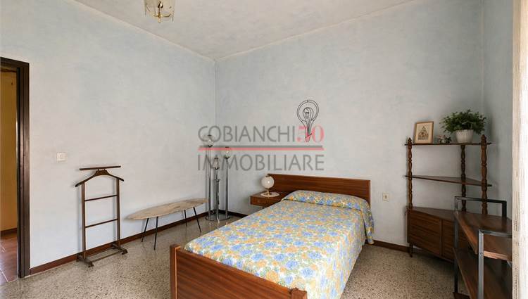 camera matrimoniale con balcone frontale 