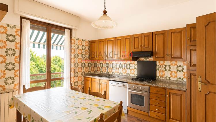 Cucina separata abitabile