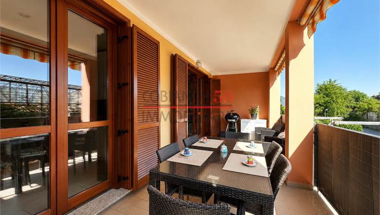 Terrazza, portico coperto