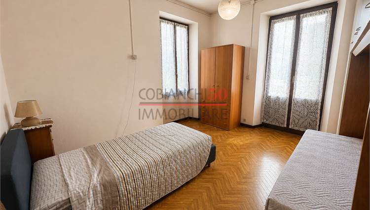 camera matrimoniale con balcone 