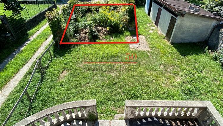 giardinetto frontale vista dal balcone al piano pr