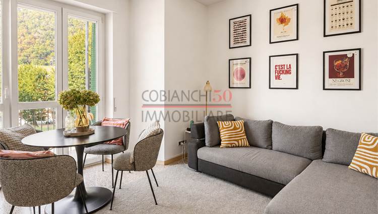 SOGGIORNO CON BALCONE 