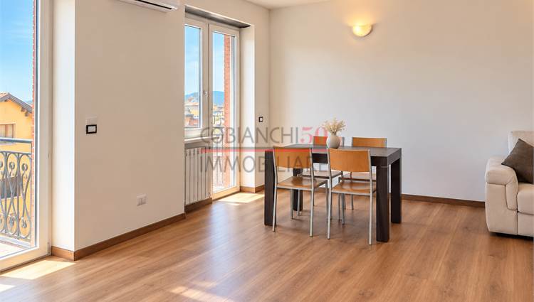 zona living con balconi 